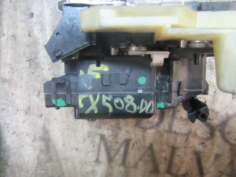 Recambio de cerradura puerta delantera derecha para dacia duster adventure referencia OEM IAM 805021840R  