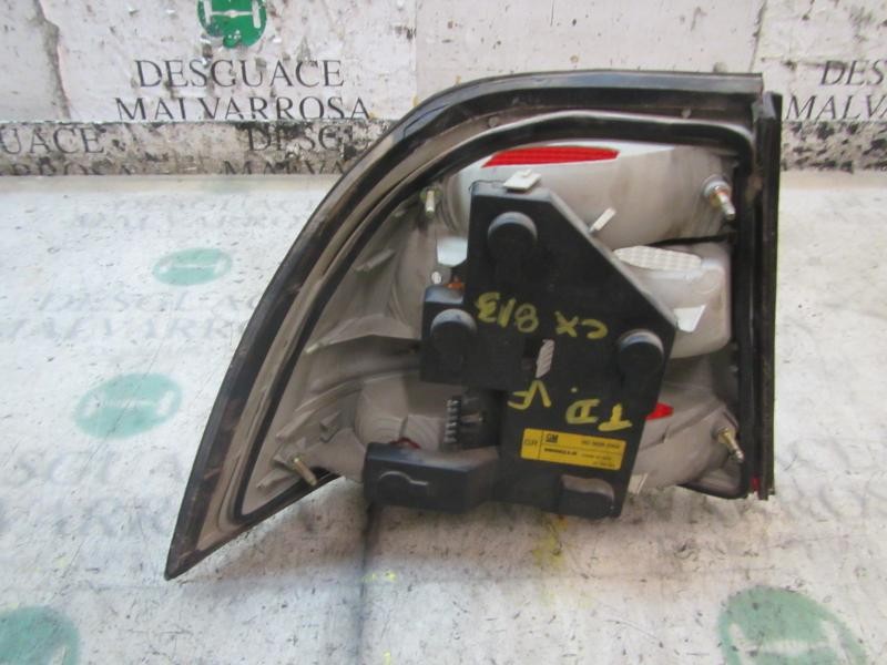 Recambio de piloto trasero derecho para opel vectra b berlina 2.0 dti referencia OEM IAM   