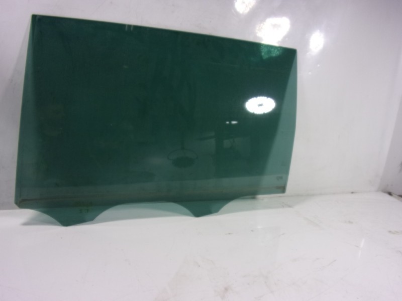 Recambio de cristal puerta trasero izquierdo para seat alhambra (711) 2.0 tdi referencia OEM IAM 7N0845205A  