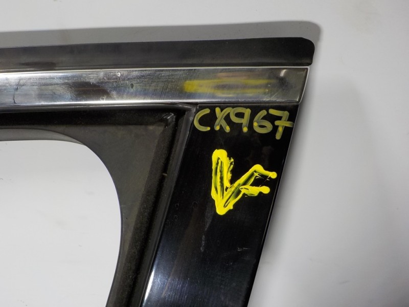 Recambio de puerta delantera izquierda para volvo xc70 2.4 diesel cat referencia OEM IAM 32228890  