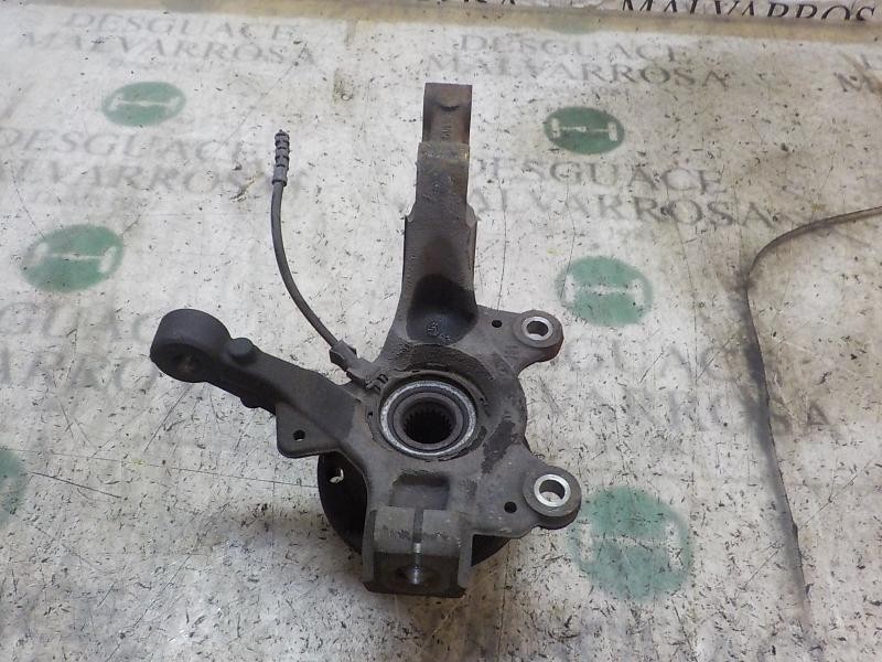 Recambio de mangueta delantera izquierda para renault clio iii 1.5 dci diesel referencia OEM IAM   