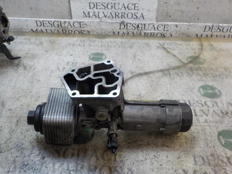 Recambio de soporte filtro aceite para audi a4 berlina (8e) 1.9 tdi referencia OEM IAM   