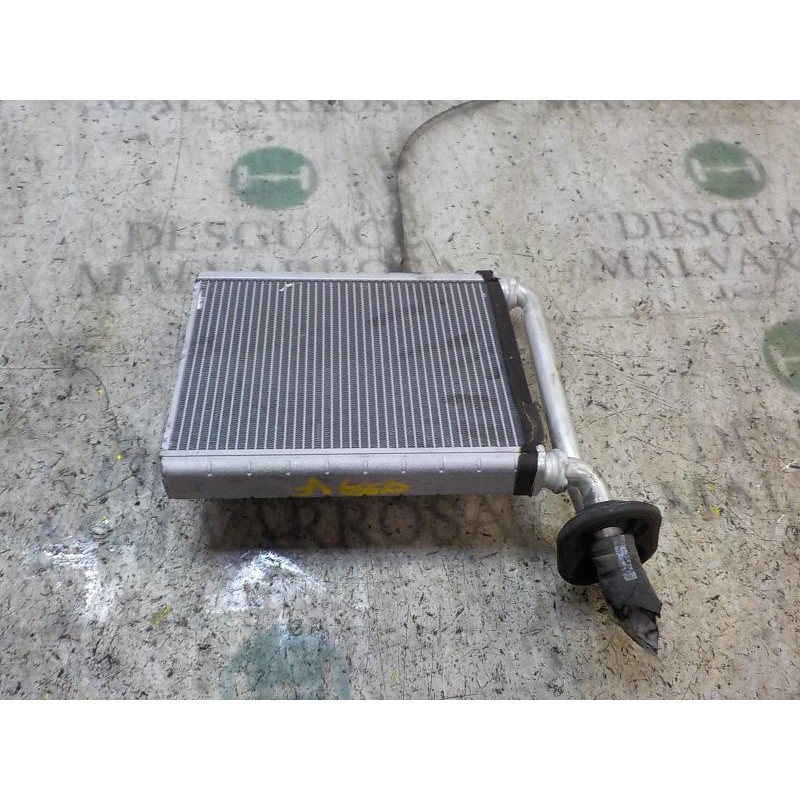 Recambio de radiador calefaccion / aire acondicionado para toyota auris 2.0 d-4d cat referencia OEM IAM 8710702150  