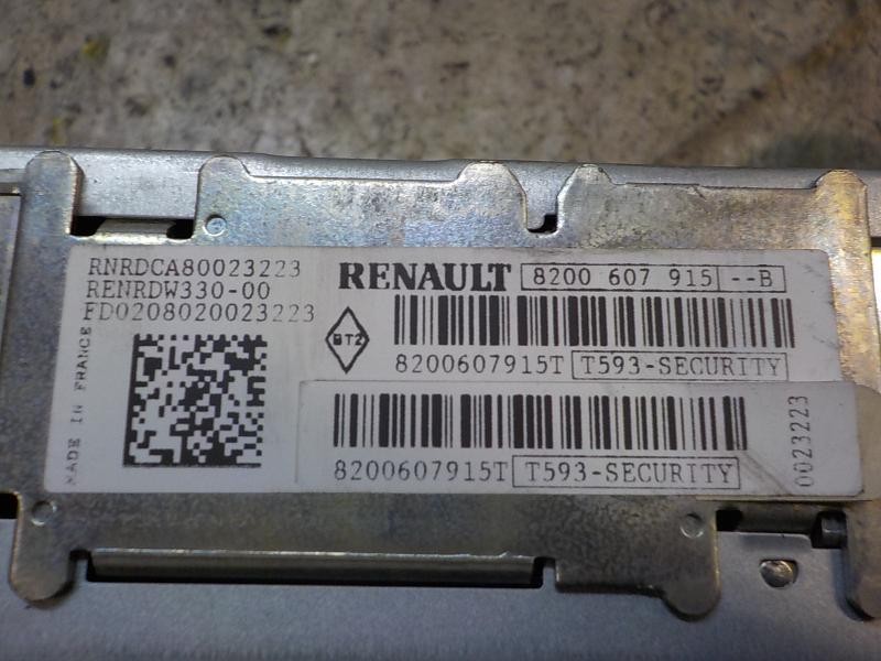Recambio de sistema audio / radio cd para renault clio iii 1.5 dci diesel cat referencia OEM IAM   