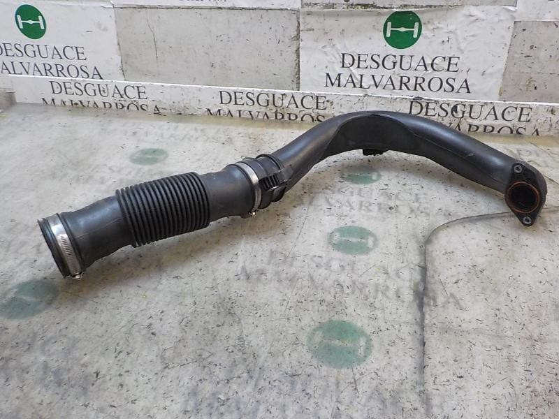 Recambio de tubo intercooler para renault clio iv technofeel referencia OEM IAM 8200645723  