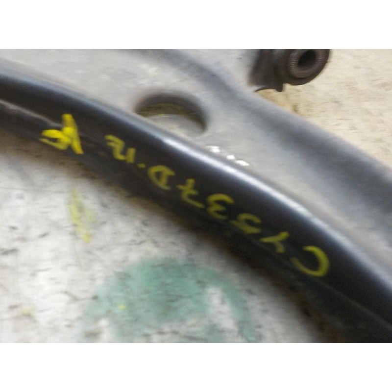 Recambio de brazo suspension inferior delantero izquierdo para toyota yaris 1.4 turbodiesel cat referencia OEM IAM 4806909140  