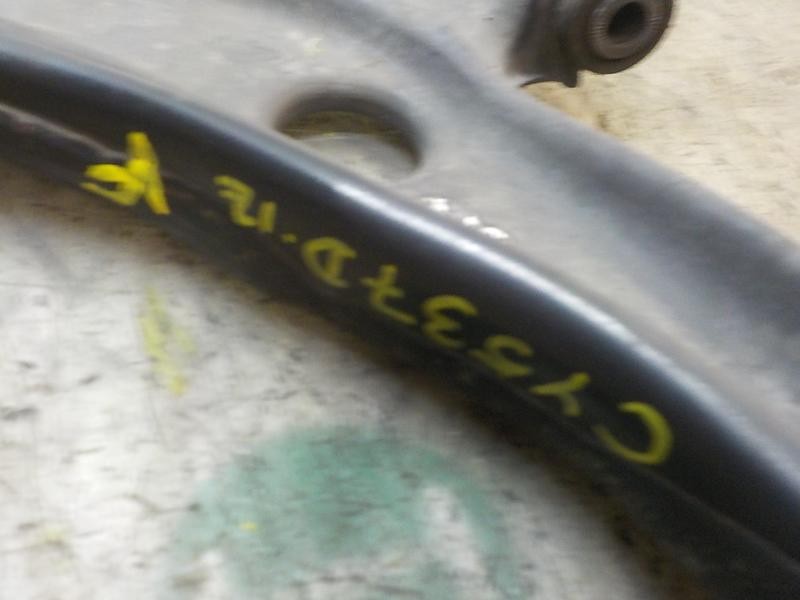 Recambio de brazo suspension inferior delantero izquierdo para toyota yaris 1.4 turbodiesel cat referencia OEM IAM 4806909140  