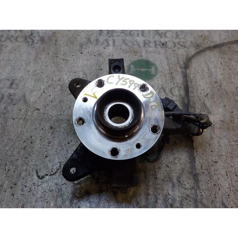 Recambio de mangueta delantera izquierda para renault kangoo 1.5 dci diesel fap referencia OEM IAM 8200755585  