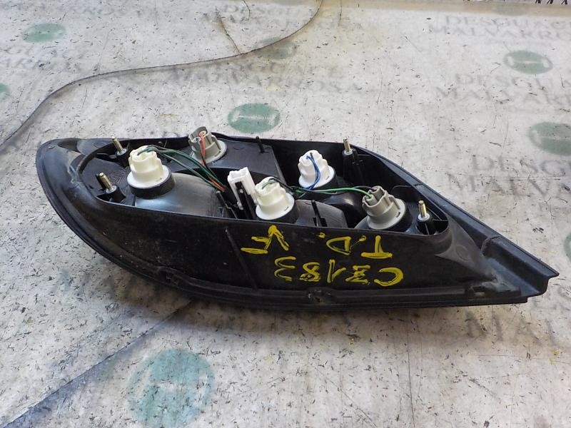 Recambio de piloto trasero derecho para hyundai lantra berlina (rd) 1.6 16v cat referencia OEM IAM   