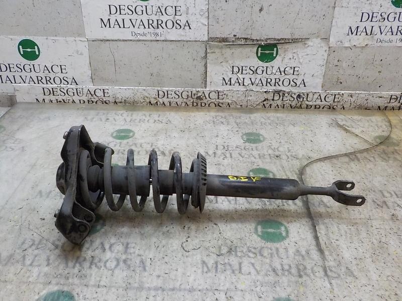 Recambio de amortiguador delantero izquierdo para volkswagen passat variant (3b5) 1.9 tdi referencia OEM IAM   
