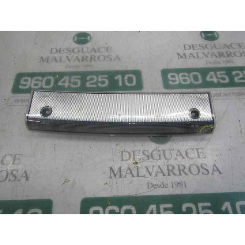 Recambio de piloto trasero central para ford c-max (cb3) 1.6 tdci cat referencia OEM IAM   