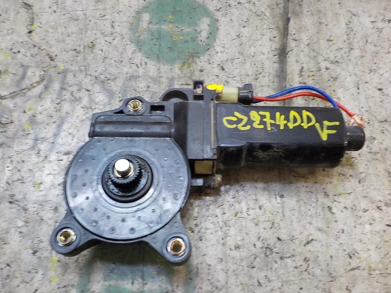 Recambio de motor elevalunas delantero derecho para hyundai h 1 2.5 turbodiesel referencia OEM IAM   