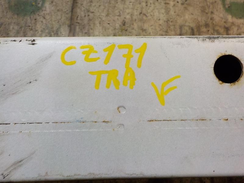 Recambio de refuerzo paragolpes delantero para toyota auris 1.4 turbodiesel cat referencia OEM IAM 5202102120  