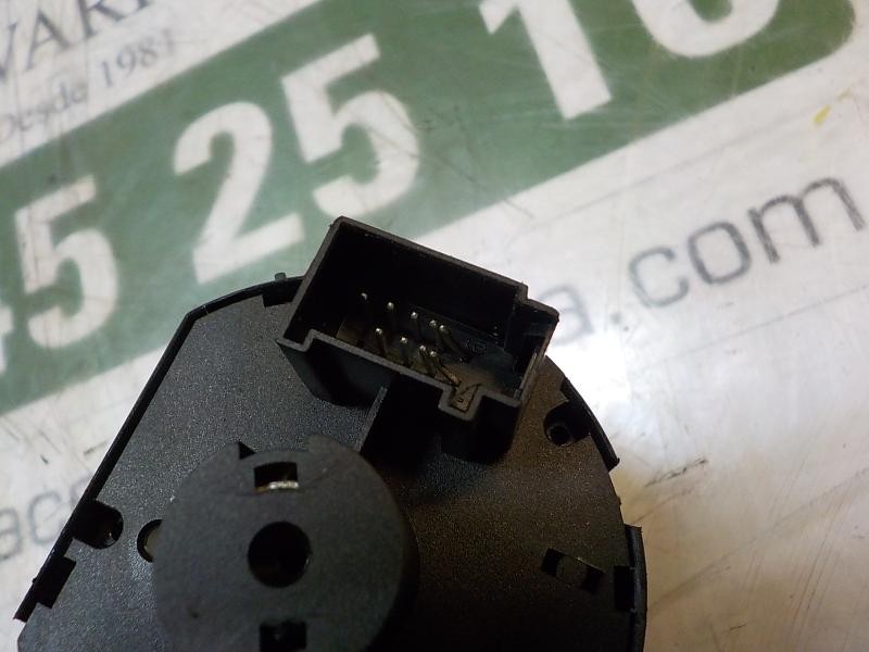 Recambio de mando luces para volkswagen golf v berlina (1k1) 1.9 tdi referencia OEM IAM   