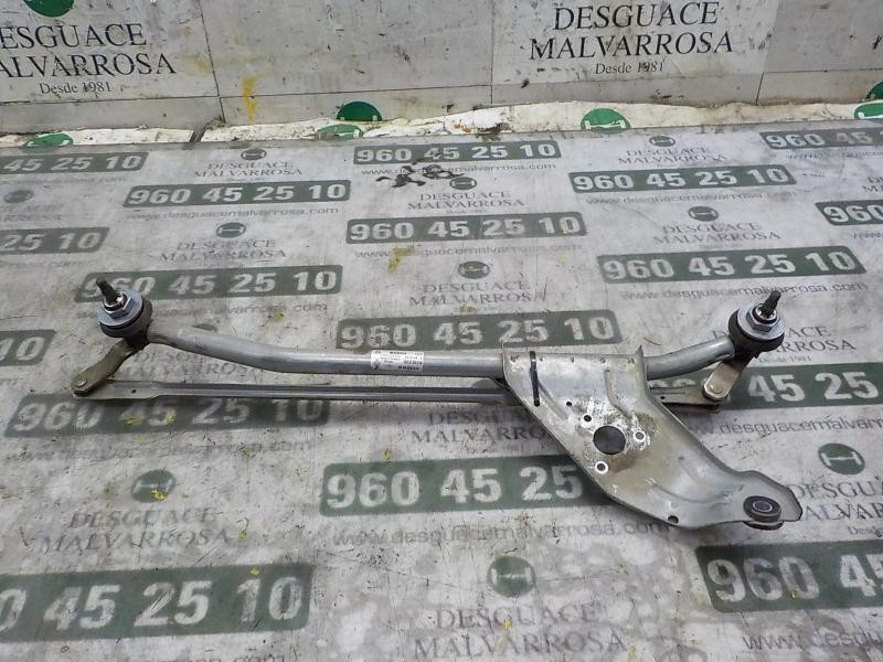 Recambio de articulacion limpia delantero para dacia sandero 1.6 cat referencia OEM IAM 8200619512  