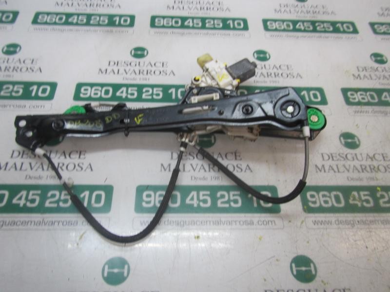 Recambio de elevalunas delantero derecho para bmw serie 1 berlina (e81/e87) 118d referencia OEM IAM 51337138466  