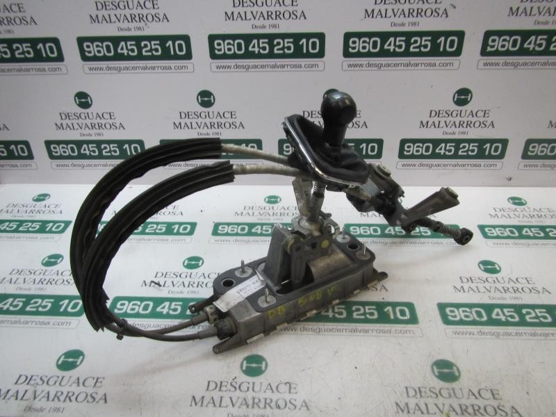 Recambio de palanca cambio para seat leon (1p1) stylance / style referencia OEM IAM 1K0711061A  