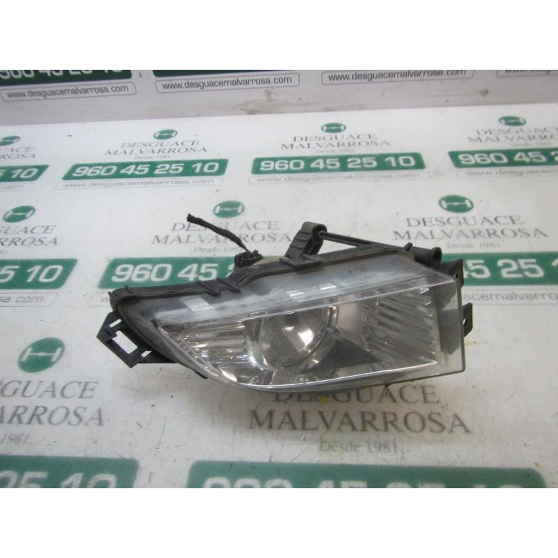 Recambio de faro antiniebla izquierdo para opel insignia berlina edition referencia OEM IAM 13226828  