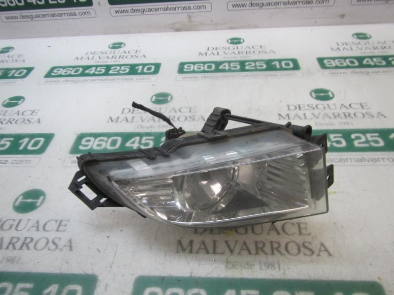 Recambio de faro antiniebla izquierdo para opel insignia berlina edition referencia OEM IAM 13226828  