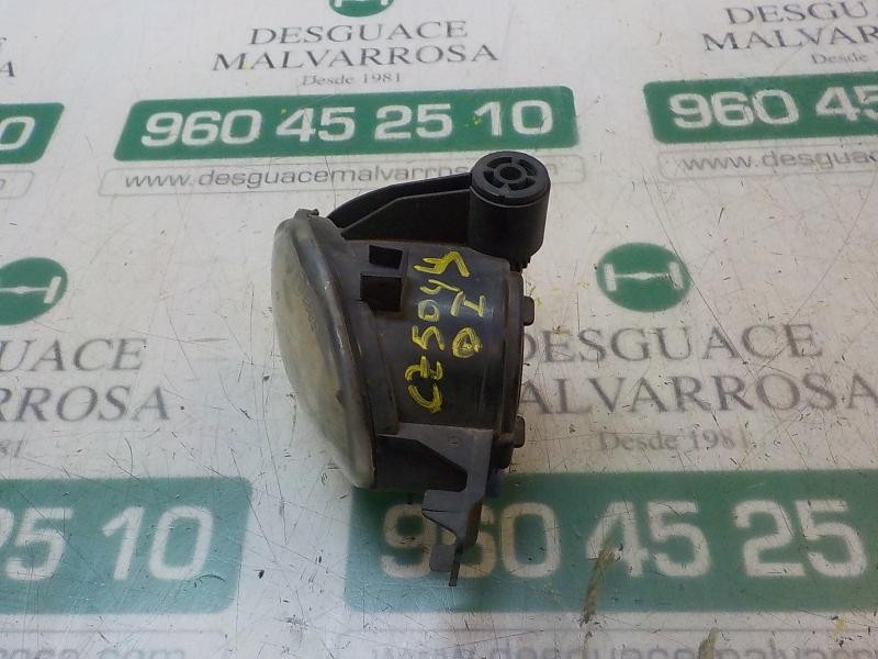 Recambio de faro antiniebla izquierdo para bmw serie 1 berlina (e81/e87) 120d referencia OEM IAM 63176924655 6317692465504 