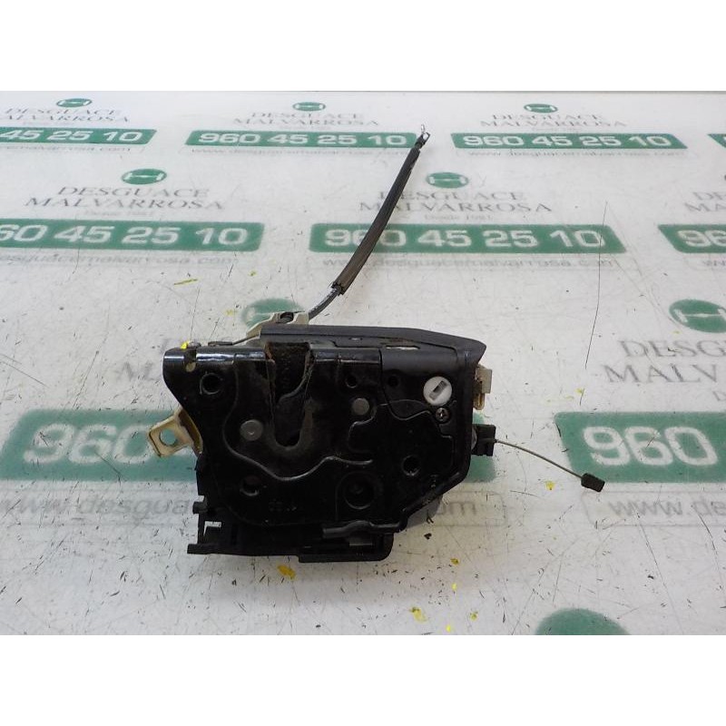 Recambio de cerradura puerta delantera derecha para seat leon (1p1) style copa referencia OEM IAM   