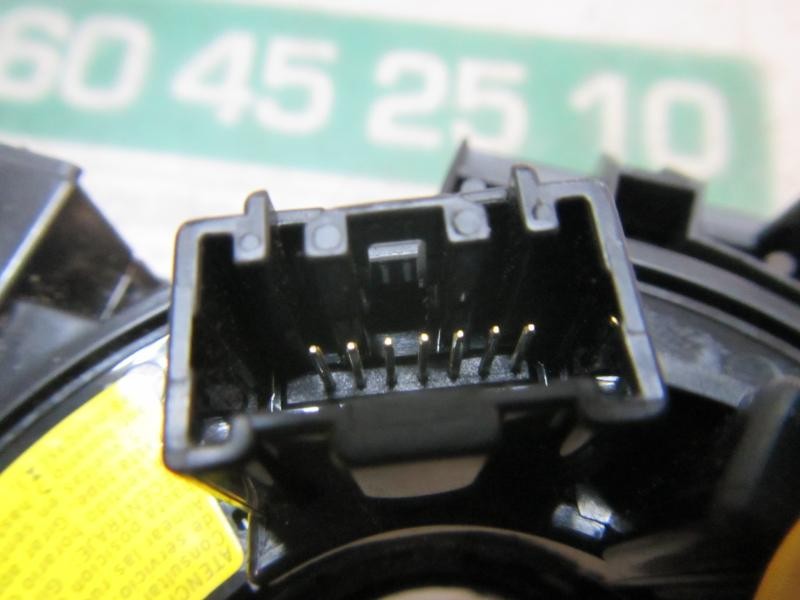 Recambio de anillo airbag para ford fiesta (ccn) titanium referencia OEM IAM 1930921 8A6T13N064BH 