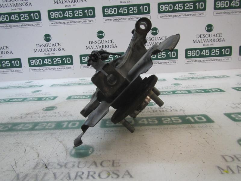 Recambio de mangueta delantera derecha para ford fiesta (ccn) titanium referencia OEM IAM 1822686  