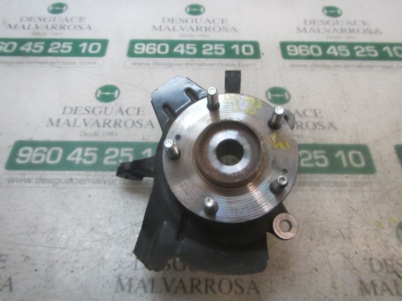 Recambio de mangueta delantera derecha para hyundai kona pure referencia OEM IAM 51716J9000  