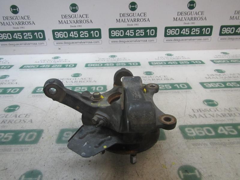 Recambio de mangueta delantera derecha para hyundai kona pure referencia OEM IAM 51716J9000  