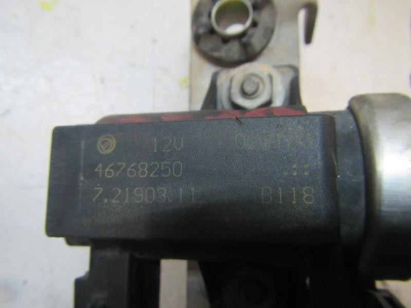 Recambio de valvula aire adicional para fiat stilo multi wagon (192) 1.9 jtd cat referencia OEM IAM   