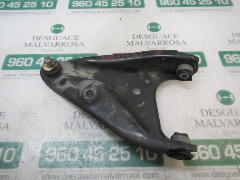 Recambio de brazo suspension inferior delantero izquierdo para dacia sandero stepway referencia OEM IAM 545017081R  