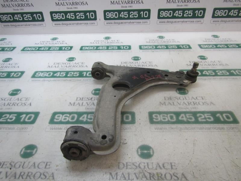 Recambio de brazo suspension inferior delantero derecho para opel zafira b 1.7 16v cdti referencia OEM IAM   