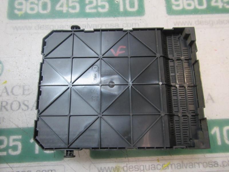 Recambio de caja reles / fusibles para peugeot 207 1.4 hdi referencia OEM IAM   