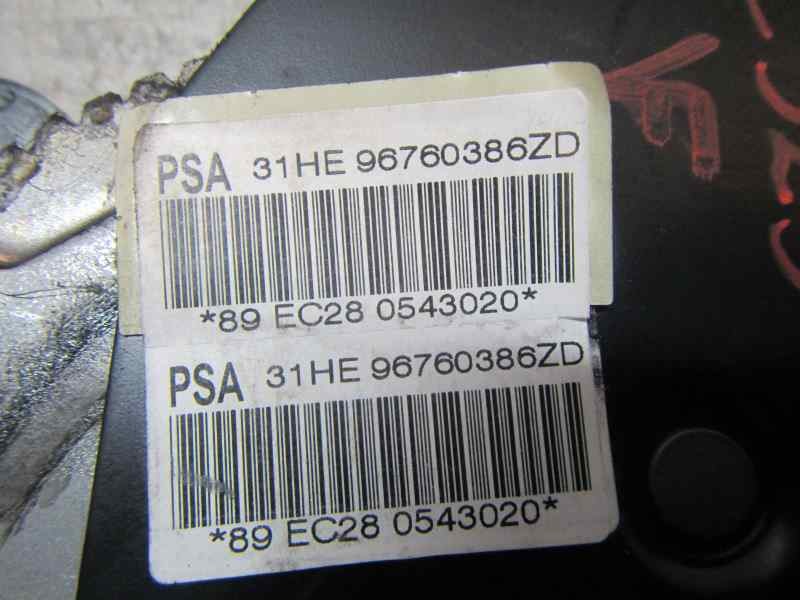 Recambio de palanca freno de mano para peugeot 208 1.4 hdi fap referencia OEM IAM 4701H2 96760386ZD 