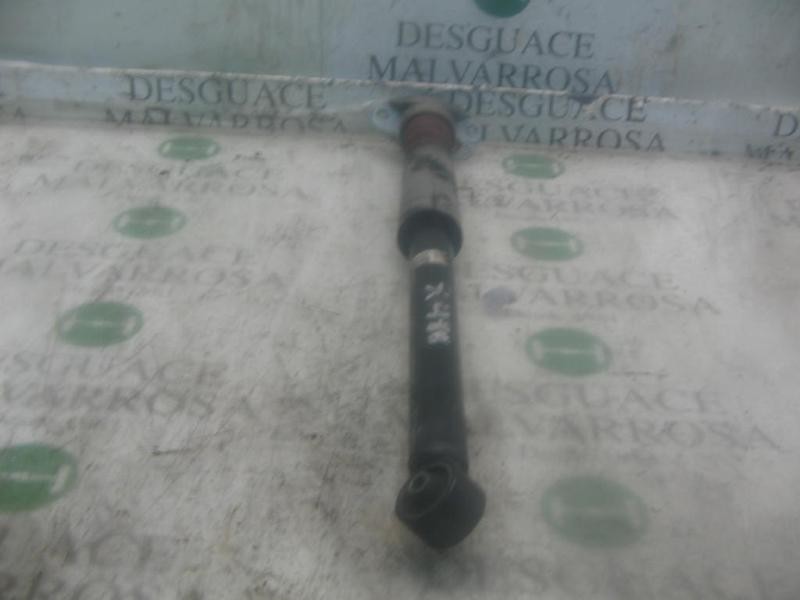 Recambio de amortiguador trasero izquierdo para volkswagen polo (9n1) trendline referencia OEM IAM   