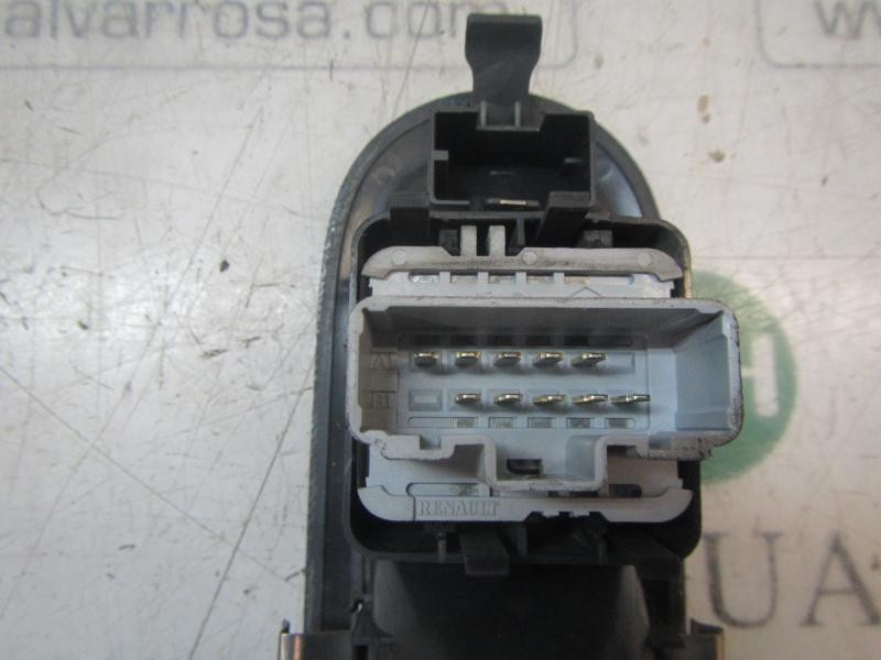 Recambio de mando elevalunas delantero izquierdo para renault twingo authentique referencia OEM IAM   