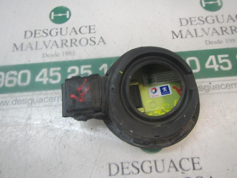 Recambio de tapa combustible para peugeot 308 1.6 16v referencia OEM IAM   