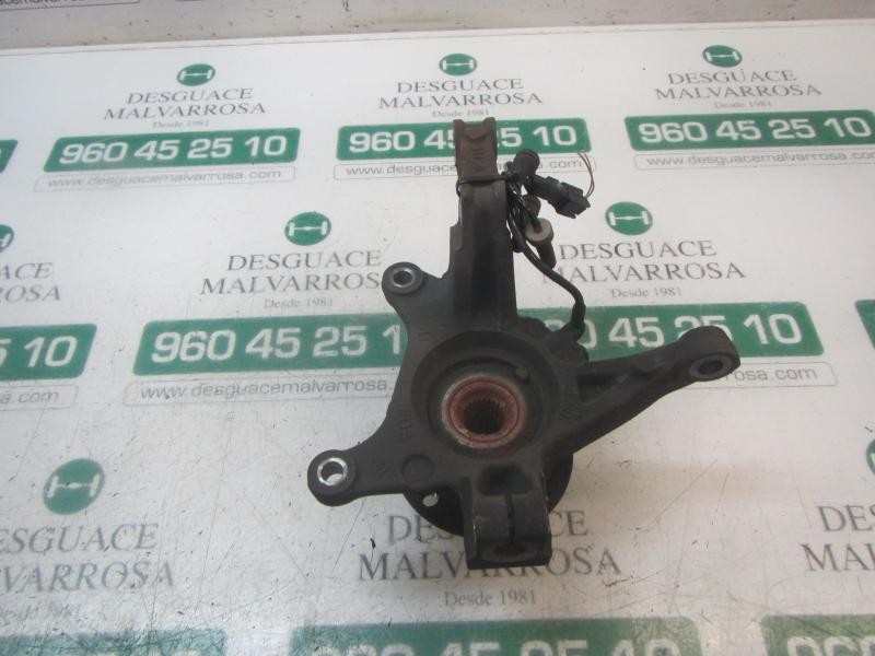Recambio de mangueta delantera derecha para dacia dokker express ambiance referencia OEM IAM 400143629R  
