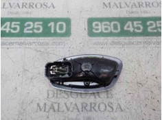 Recambio de maneta interior delantera derecha para renault megane iii berlina 5 p 1.5 dci diesel fap referencia OEM IAM 82672439 2