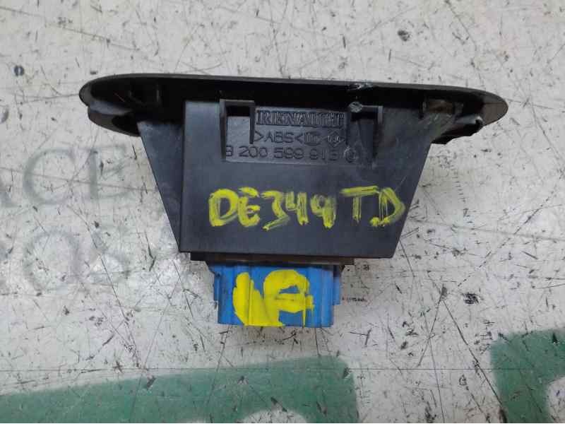 Recambio de mando elevalunas trasero derecho para renault kangoo 1.5 dci diesel fap referencia OEM IAM   