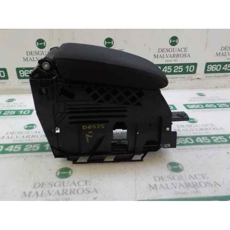 Recambio de apoyabrazos central para volkswagen scirocco (137) 2.0 tdi referencia OEM IAM 1K0864207EZVU  