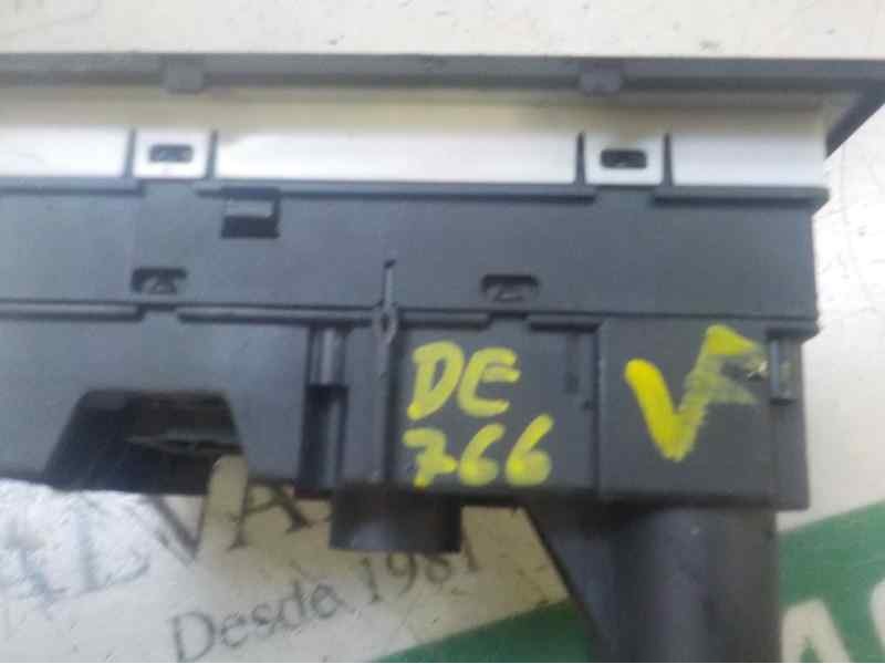 Recambio de mando luces para opel zafira b 1.9 cdti referencia OEM IAM   