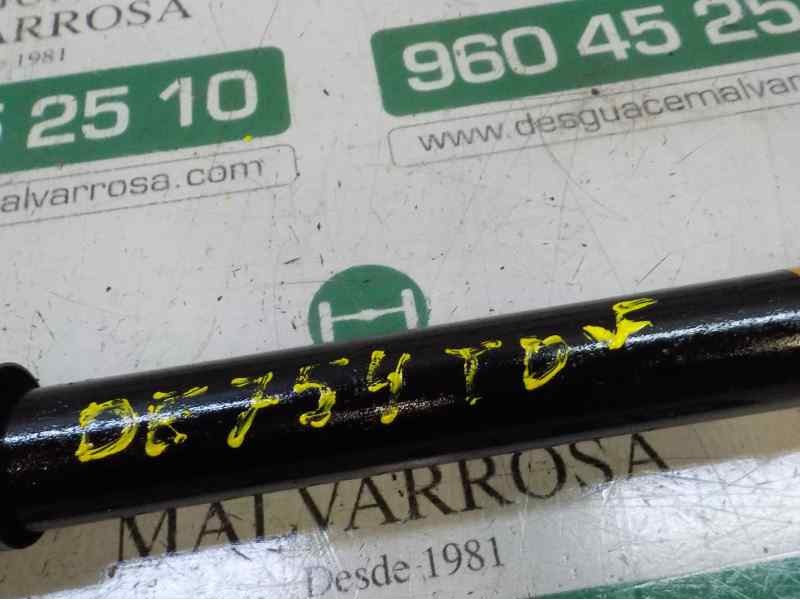 Recambio de amortiguador trasero derecho para dacia sandero stepway ambiance referencia OEM IAM 562104719R 562105691R 