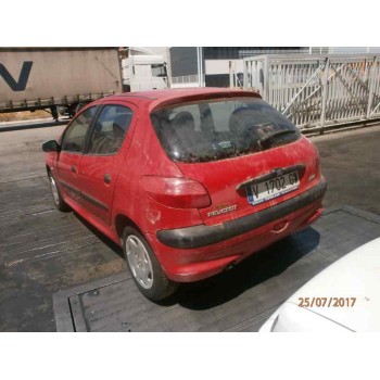 PEUGEOT 206 BERLINA