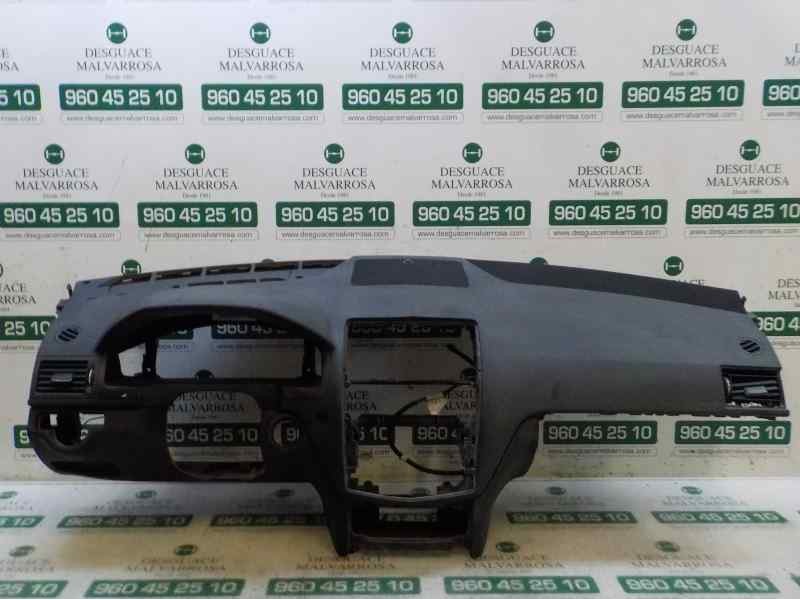 Recambio de salpicadero para mercedes-benz clase c (w204) berlina 1.8 cgi cat referencia OEM IAM   