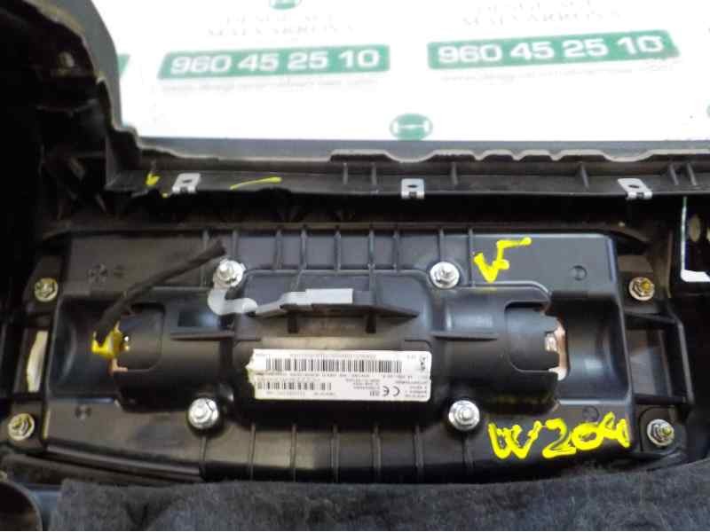 Recambio de salpicadero para mercedes-benz clase c (w204) berlina 1.8 cgi cat referencia OEM IAM   