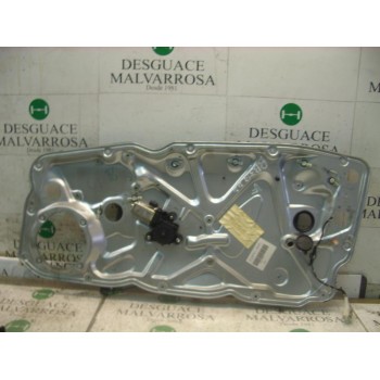 ELEVALUNAS DELANTERO DERECHO 