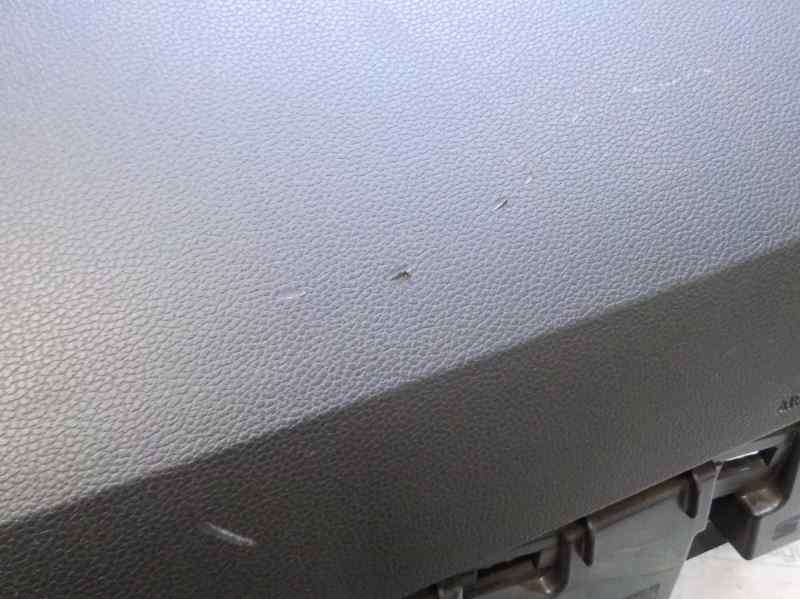 Recambio de salpicadero para seat ibiza (kj1) 1.0 referencia OEM IAM 6F1857003Q82V 6F0880204D 