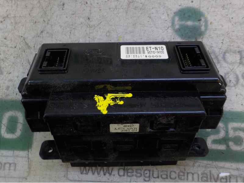 Recambio de pantalla multifuncion para kia pro_cee´d 2.0 crdi referencia OEM IAM 957101H100 957101H100 