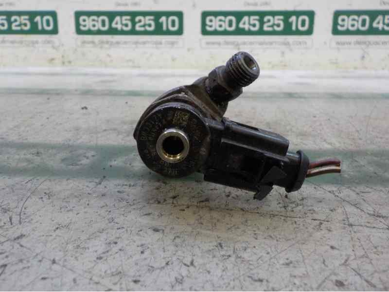 Recambio de inyector para volkswagen golf vii lim. (5g1) 2.0 tdi referencia OEM IAM 04L130277AK 04L130277E 